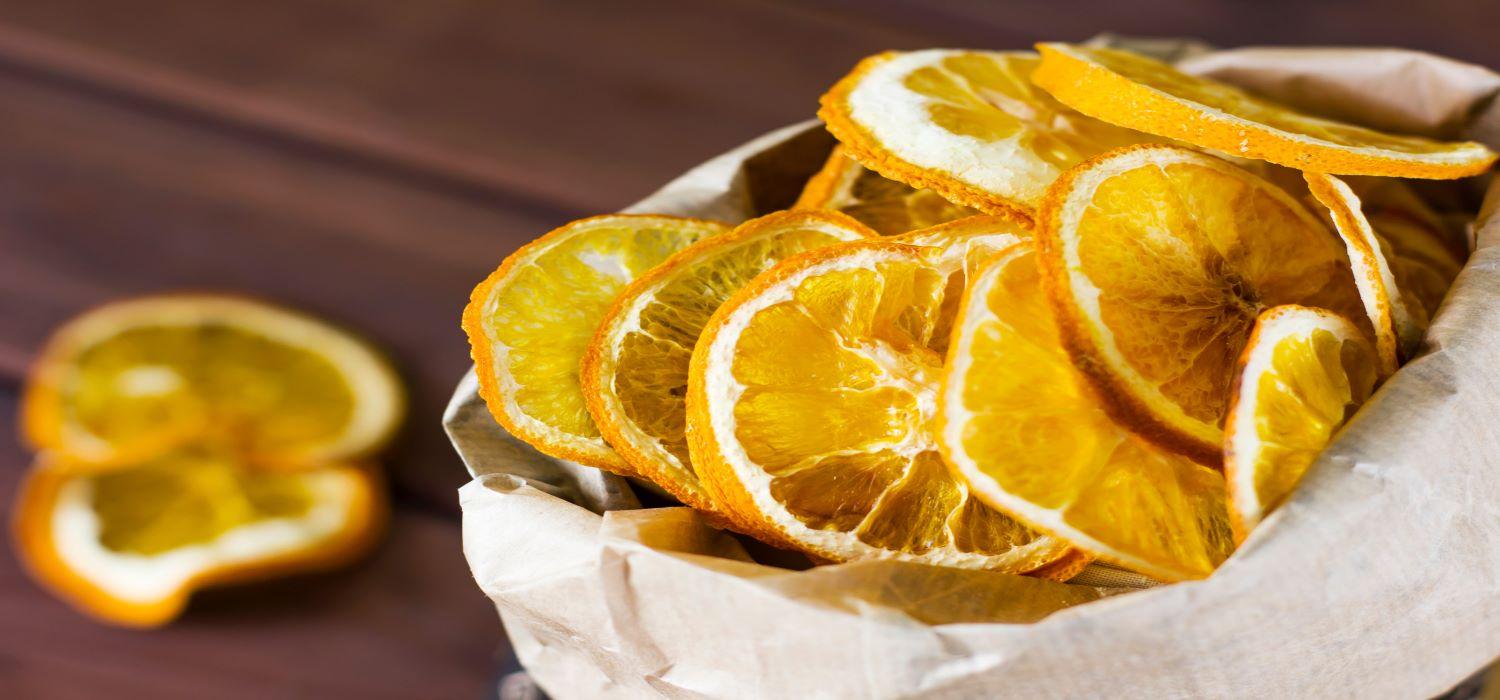 Jak suszyć pomarańcze na Święta? | Artykuł WINIARY