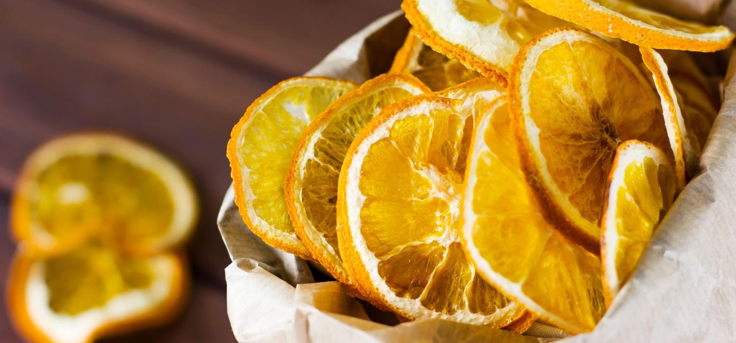Jak suszyć pomarańcze na Święta? | Artykuł WINIARY