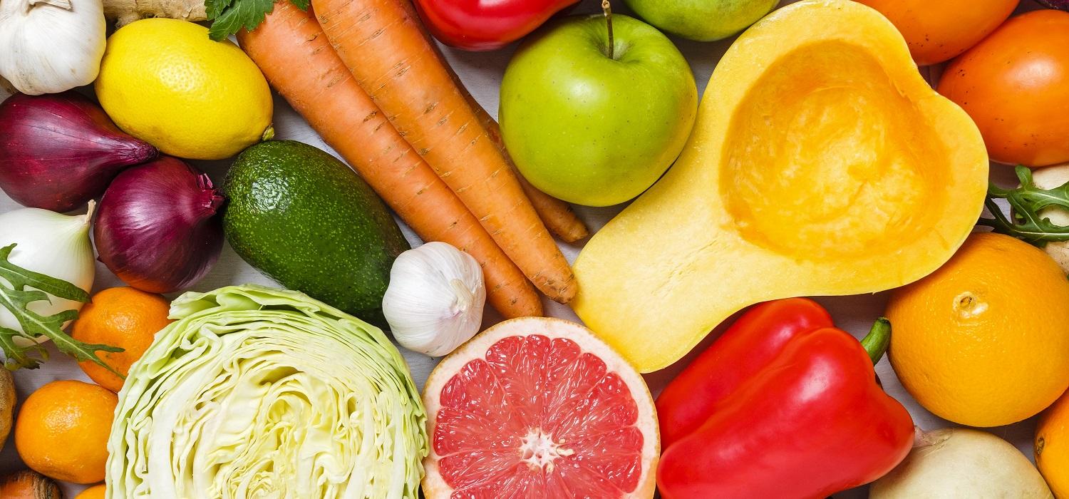 Jakie sezonowe warzywa i owoce kupować w czerwcu? 