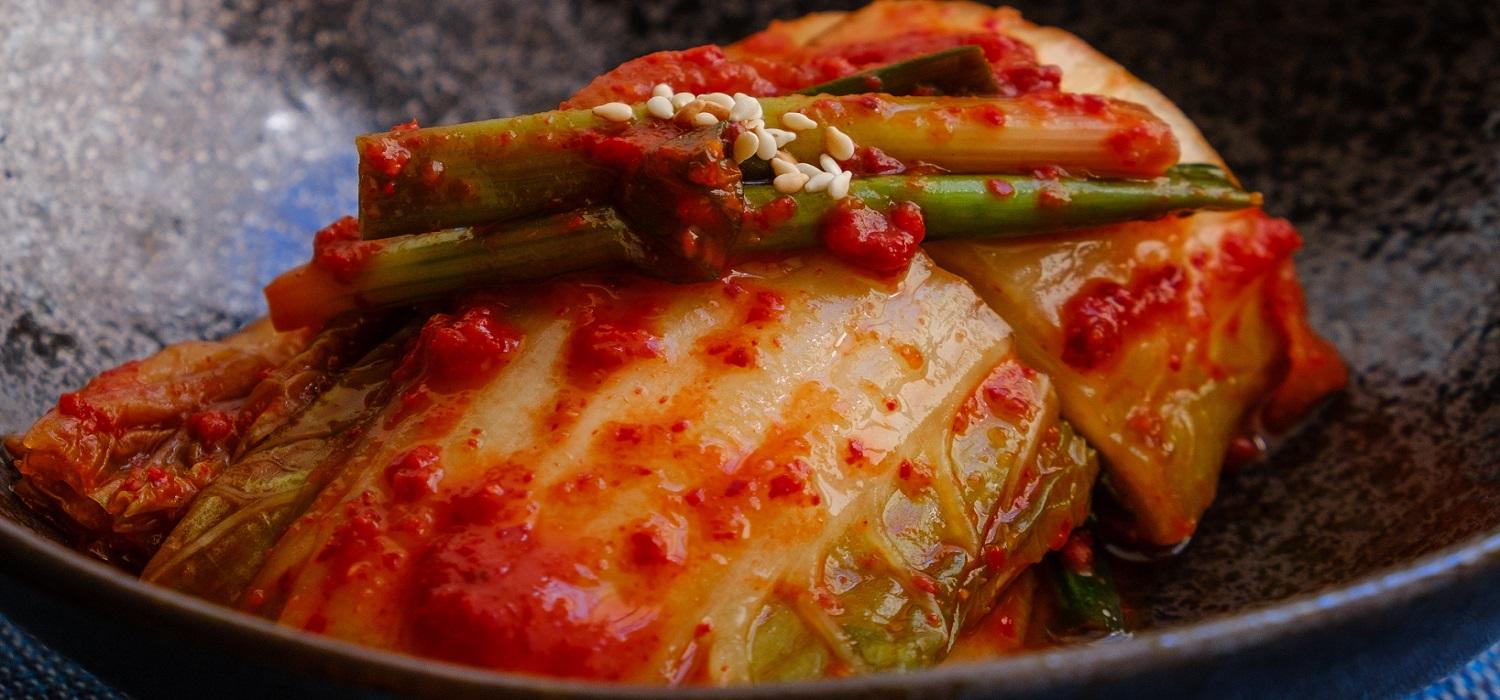 Kimchi - jakie właściwości posiada i jak ją przyrządzić? porady