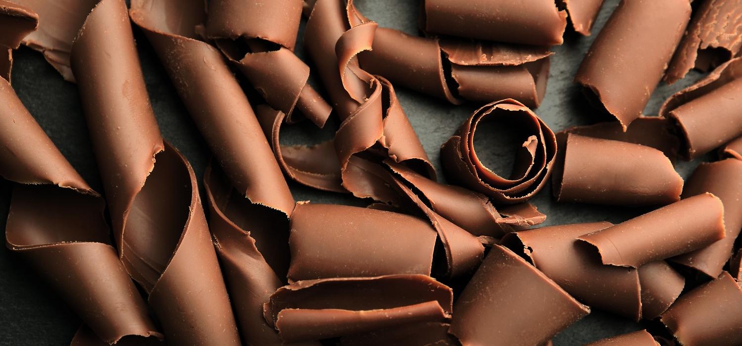 Jak robić dekoracje z czekolady? Poznajcie te tipy 